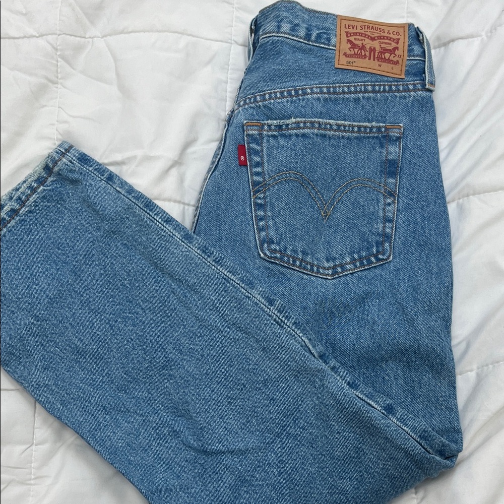Levi's 501 Crop Jeans